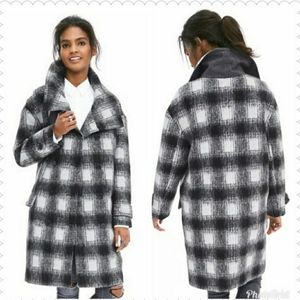 Banana Republic Doble Side it wool coat.